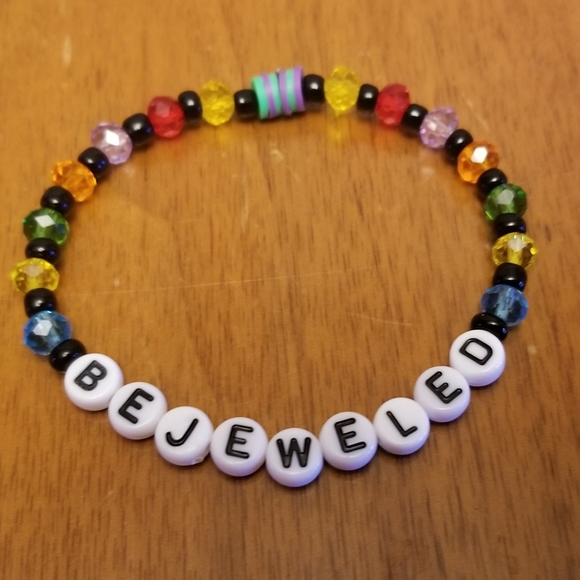 Bejeweled- Taylor Swift Friendship Bracelet - Picture 3 of 3